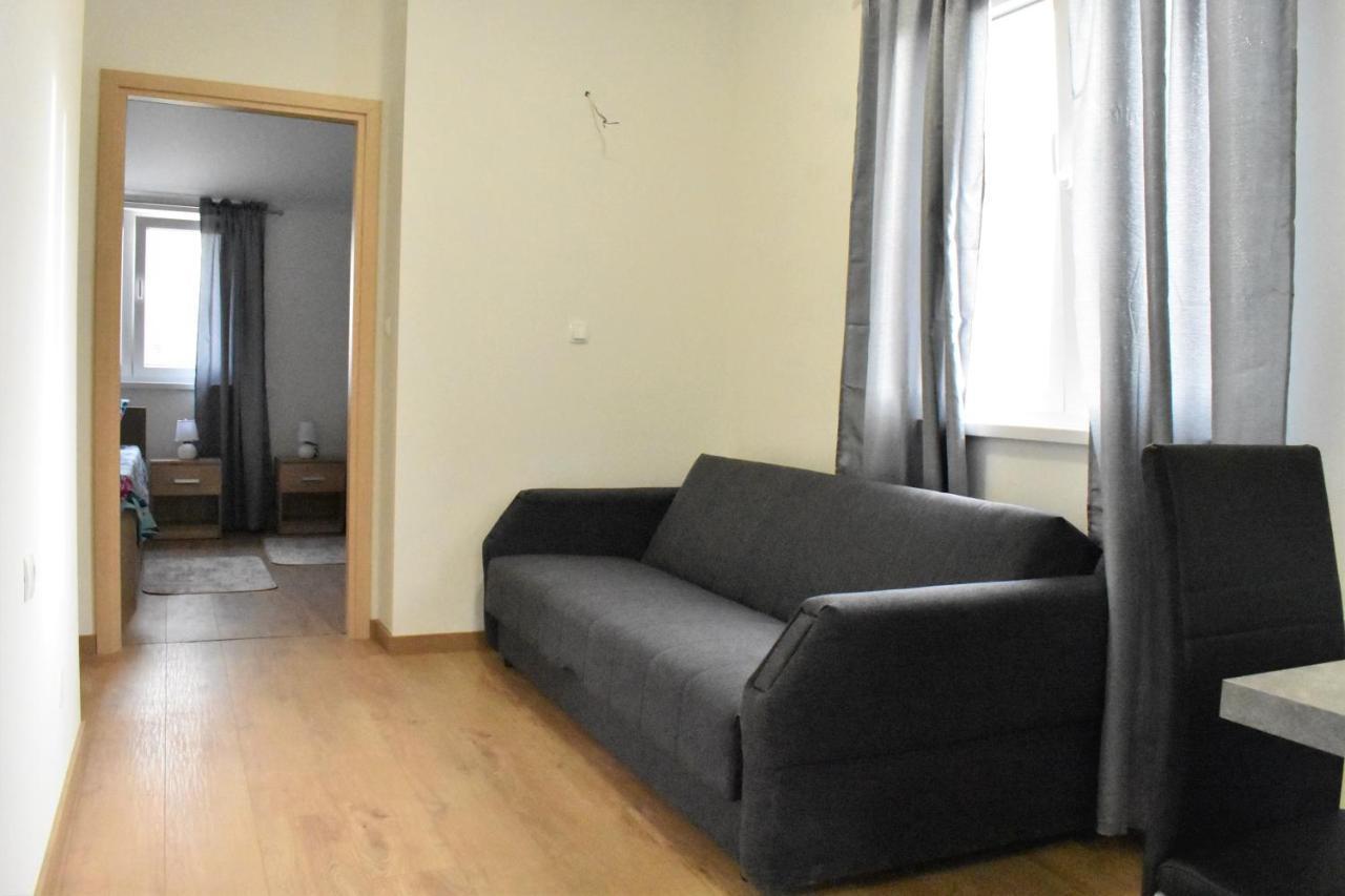 Apartmani Skorpion Kastela Exterior photo