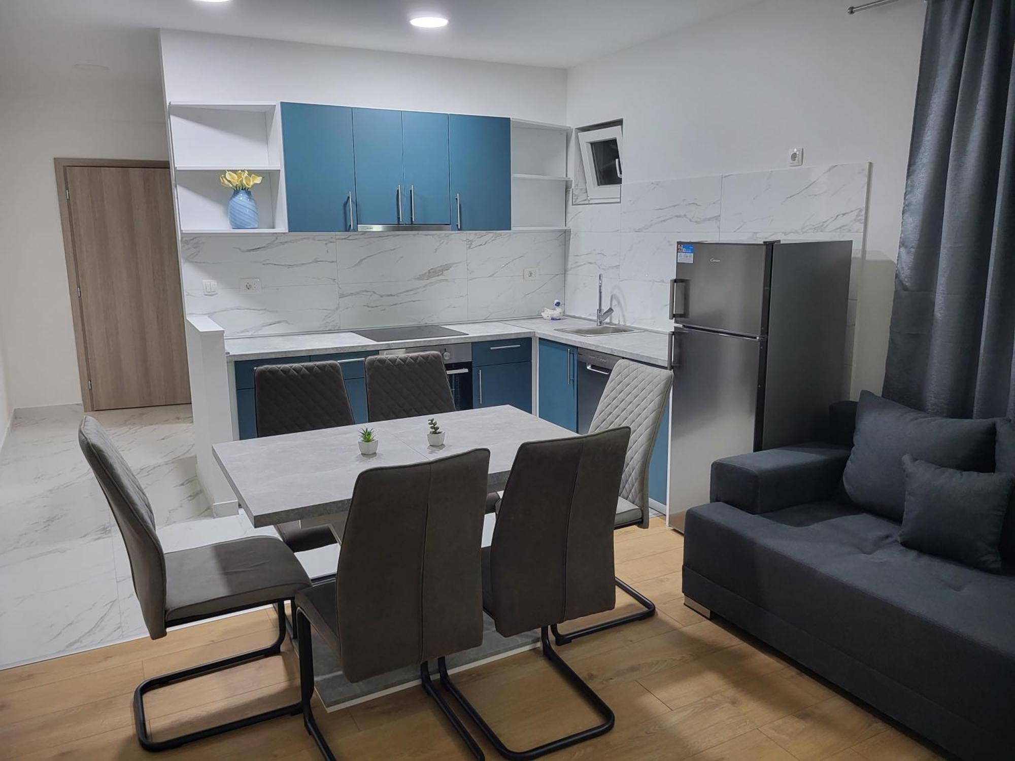 Apartmani Skorpion Kastela Exterior photo